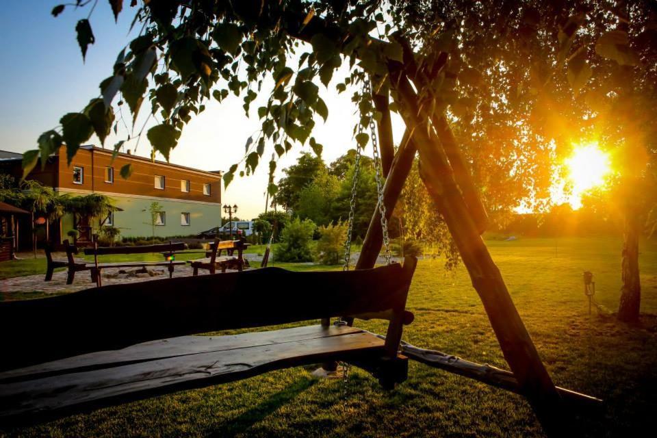 Ranczo Daniela Hostel Победиска Екстериор снимка